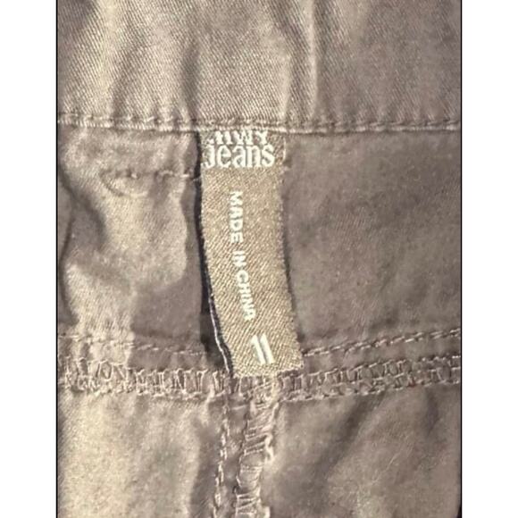 HWY Jeans Army Green Shorts - Women's Size 11 - Picture 3 of 4